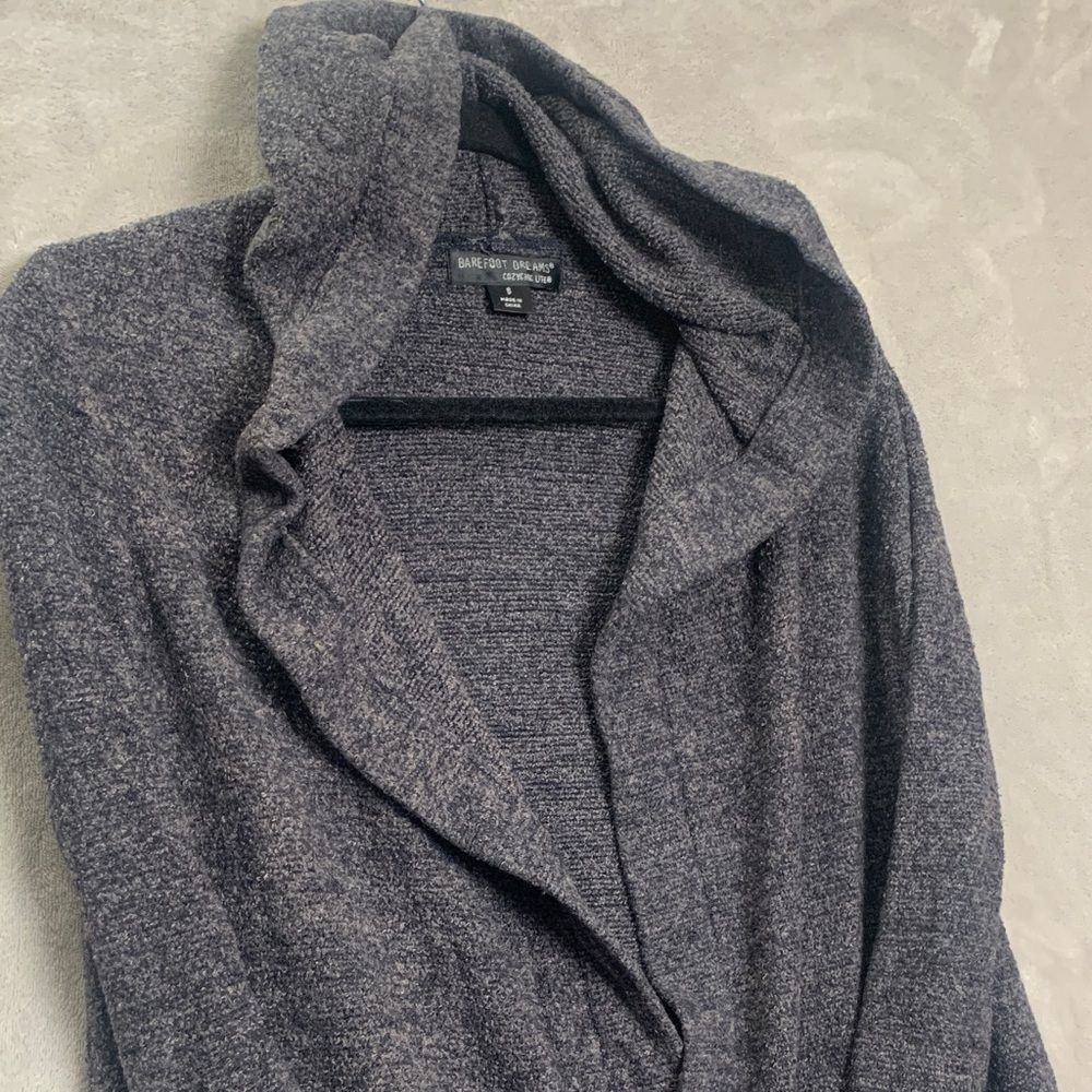 BAREFOOT DREAMS | SMALL COZY HOODED CARDIGAN OVERSIZED SWEATER | BLACK GREY